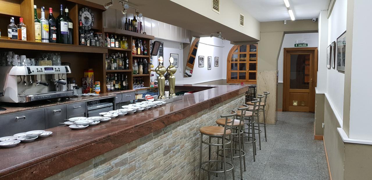 Hostal El Busto Teruel Exterior foto
